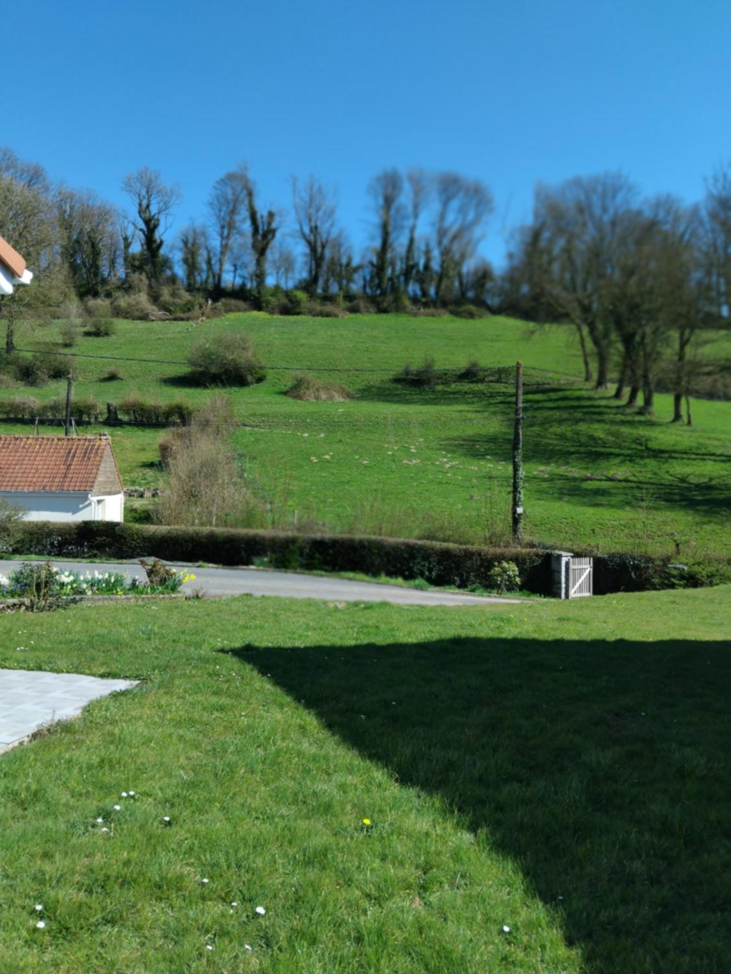 De La Souche Avec Jacuzzi Holiday home *